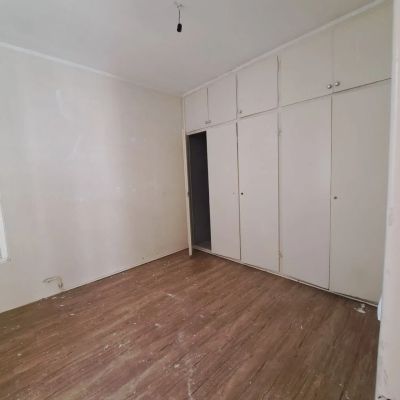 آپارتمان 85 متری دو خوابه در حشمتیه تهران