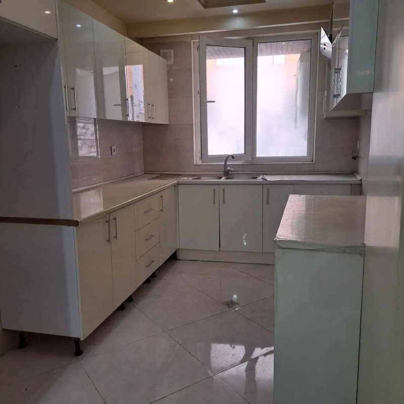 آپارتمان 57 متری یک خوابه در حشمتیه تهران13371717903