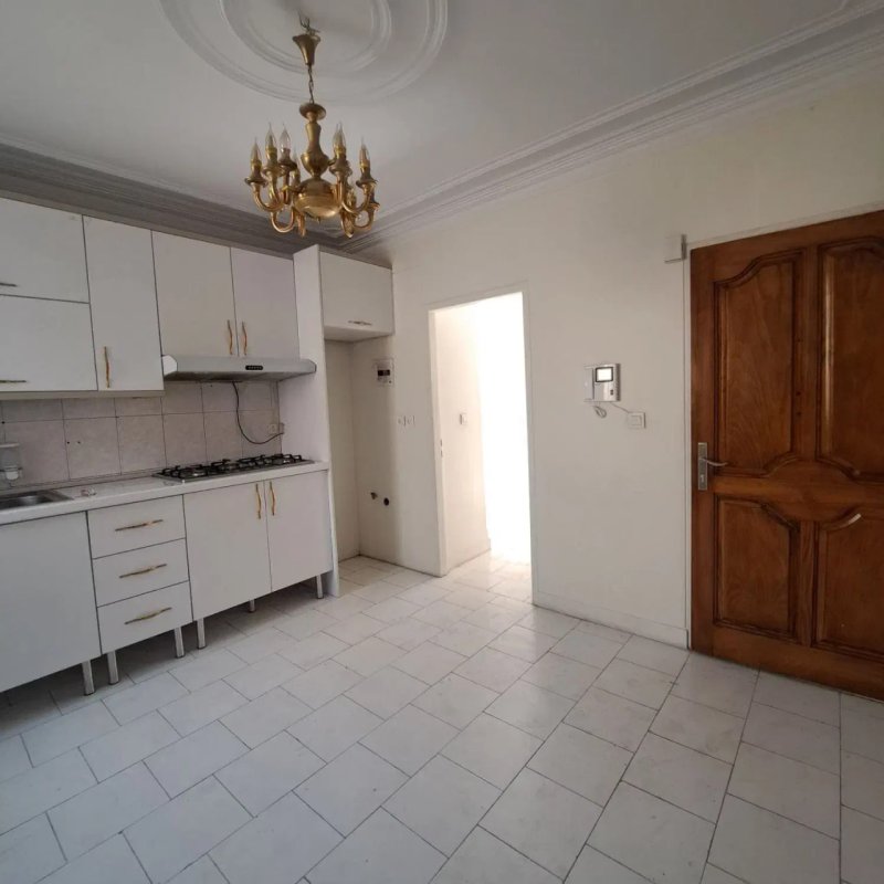 آپارتمان 28 متری یک خوابه در حشمتیه تهران13370017828