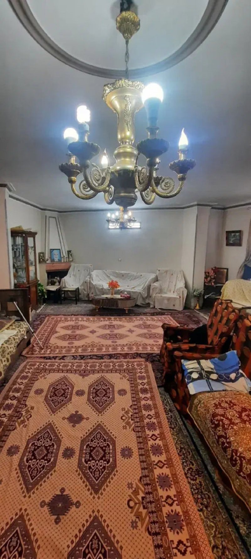 آپارتمان 100 متری دو خوابه در حشمتیه تهران13371017880