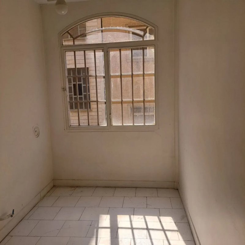 آپارتمان 28 متری یک خوابه در حشمتیه تهران13370017829