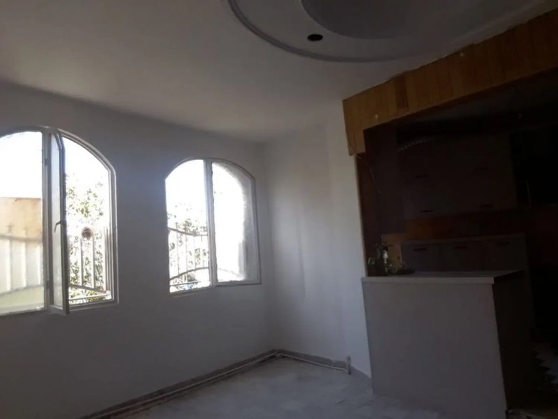 آپارتمان 70 متری دو خوابه در حشمتیه تهران13370117835