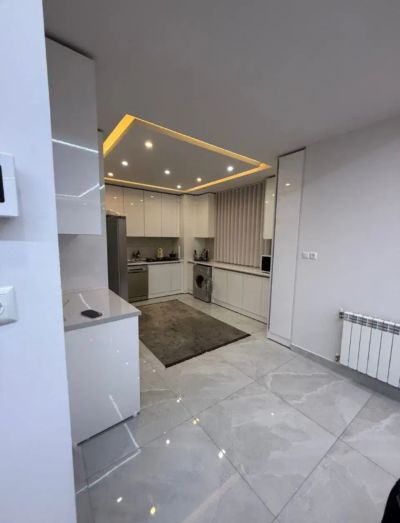 آپارتمان 148 متری سه خوابه در بلوار معلم بندرانزلی