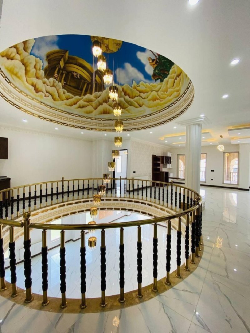 ویلا 570 متری چهارخوابه در کلارآباد چالوس13384218152