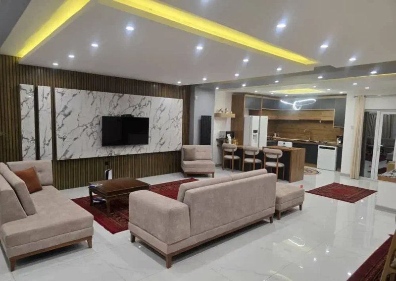ویلا 365 متری سه خوابه در آمل13389218300
