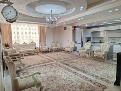 آپارتمان 133 متری سه خوابه در خیابان مطهری اسلام شهر