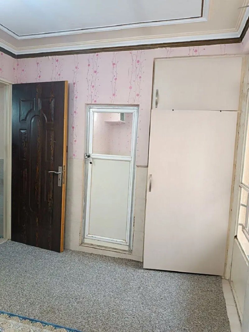 خانه 104 متری سه خوابه در خیابان مطهری اسلام شهر13425818718