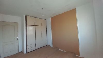 آپارتمان 82 متری دو خوابه در خیابان جمهوری گلبهار