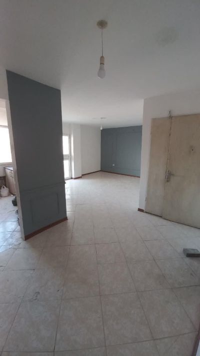 آپارتمان 82 متری دو خوابه در خیابان جمهوری گلبهار