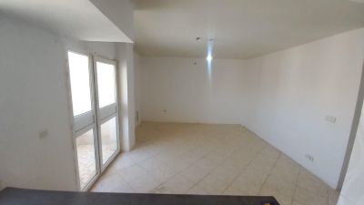 آپارتمان 82 متری دو خوابه در خیابان جمهوری گلبهار