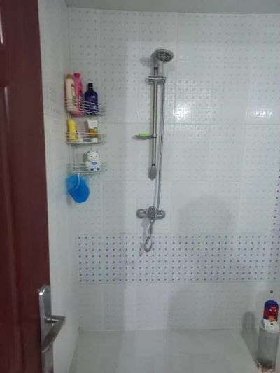 آپارتمان 90 متری دو خوابه در بلوار فروردین گلبهار