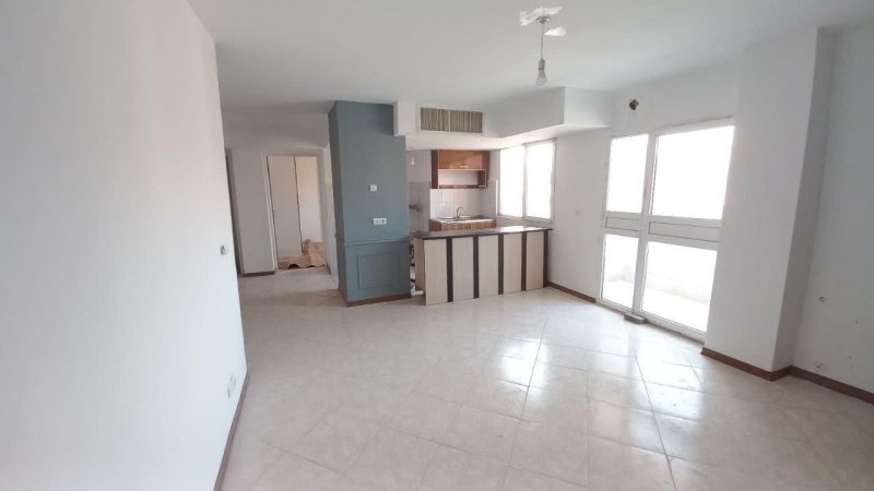 آپارتمان 82 متری دو خوابه در خیابان جمهوری گلبهار13443019162