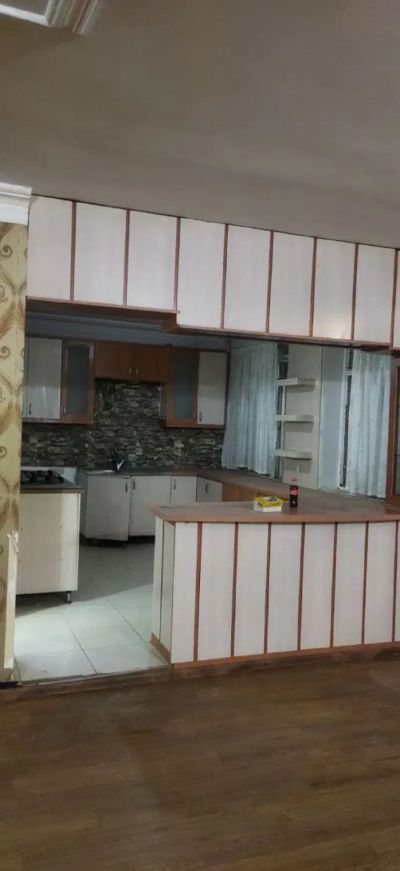 خانه 130 متری یک خوابه در گلبهار