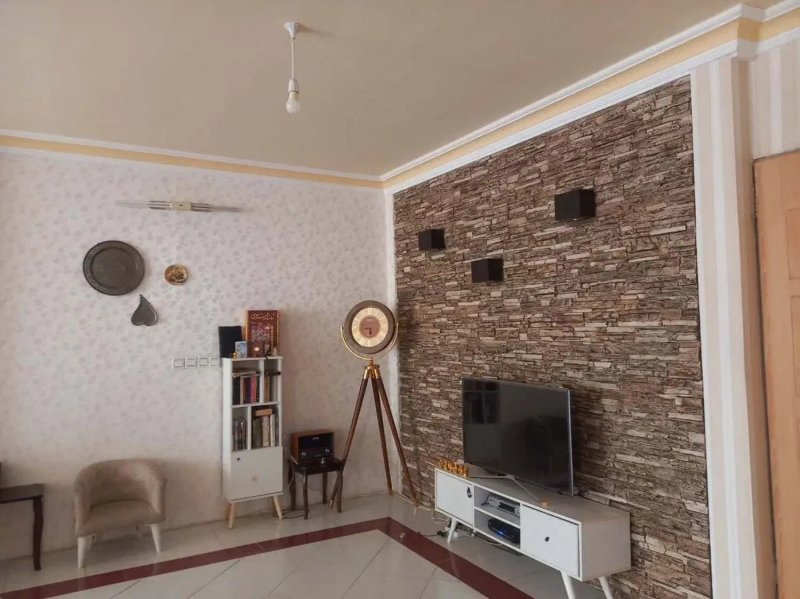 خانه 105 متری دو خوابه در گلبهار13456919374