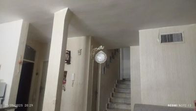 خانه 200 متری دو خوابه در گلبهار