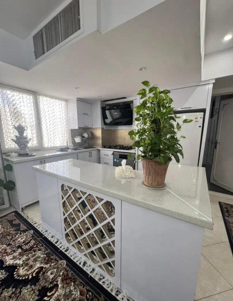 آپارتمان 83 متری دو خوابه در خیابان جمهوری گلبهار13452219270