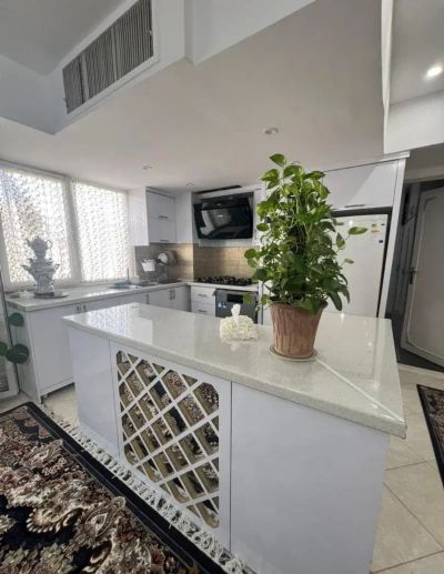 آپارتمان 83 متری دو خوابه در خیابان جمهوری گلبهار