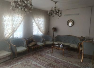 ویلا 90 متری دو خوابه در خیابان جمهوری گلبهار