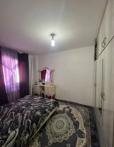 آپارتمان 83 متری دو خوابه در خیابان جمهوری گلبهار