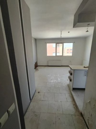 آپارتمان 75 متری دو خوابه در گلبهار