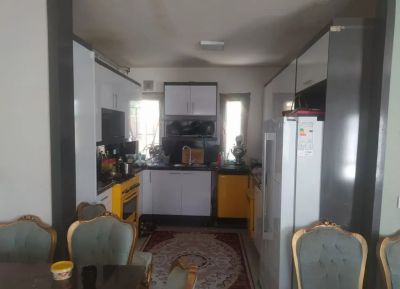 ویلا 90 متری دو خوابه در خیابان جمهوری گلبهار