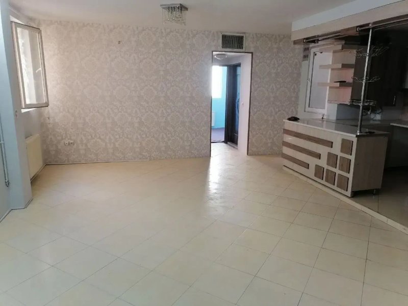 آپارتمان 80 متری دو خوابه در خیابان جمهوری گلبهار13454319328