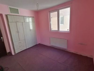 آپارتمان 80 متری دو خوابه در خیابان جمهوری گلبهار