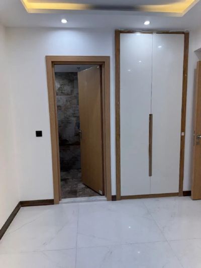 آپارتمان 160 متری سه خوابه در کوی امام اصفهان