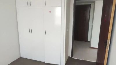 آپارتمان 80 متری دو خوابه در خیابان جمهوری گلبهار