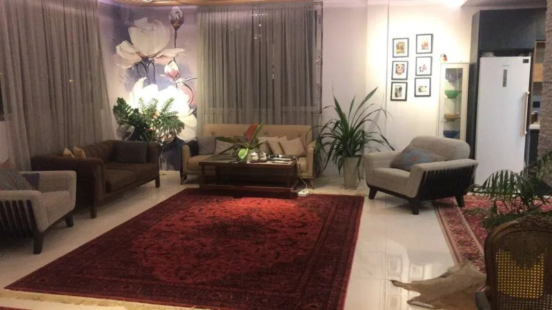 آپارتمان 150 متری سه خوابه در خیابان جمهوری گلبهار13475419598