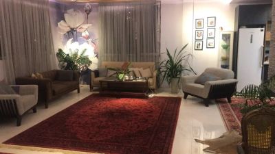 آپارتمان 150 متری سه خوابه در خیابان جمهوری گلبهار