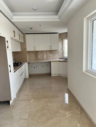 آپارتمان 130 متری دو خوابه در قیطریه تهران