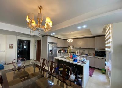 آپارتمان 170 متری سه خوابه در اختیاریه جنوبی تهران