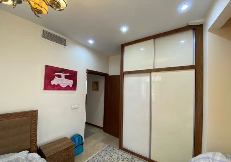 آپارتمان 170 متری سه خوابه در اختیاریه جنوبی تهران13479619642