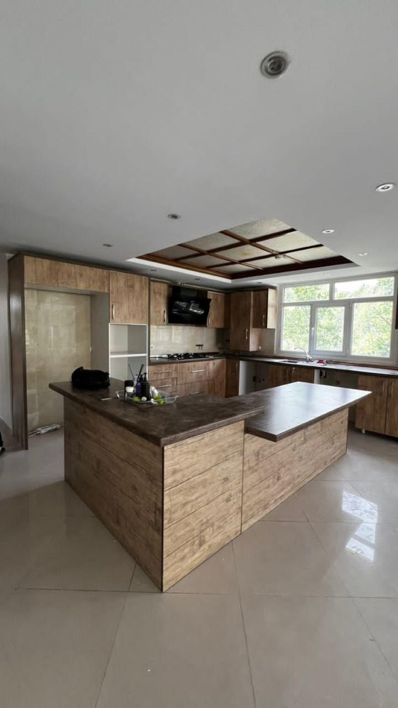 آپارتمان 150 متری سه خوابه در ولنجک تهران13479319636