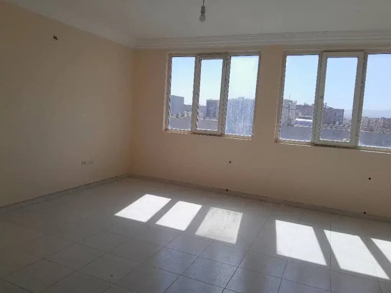 آپارتمان 80 متری دو خوابه در مهرگان گلبهار13475519603