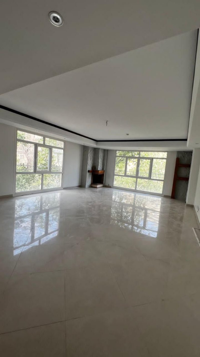 آپارتمان 150 متری سه خوابه در ولنجک تهران13479319635