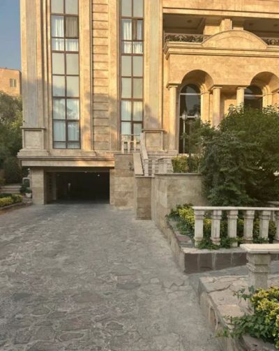 آپارتمان 138 متری دو خوابه در آجودانیه تهران