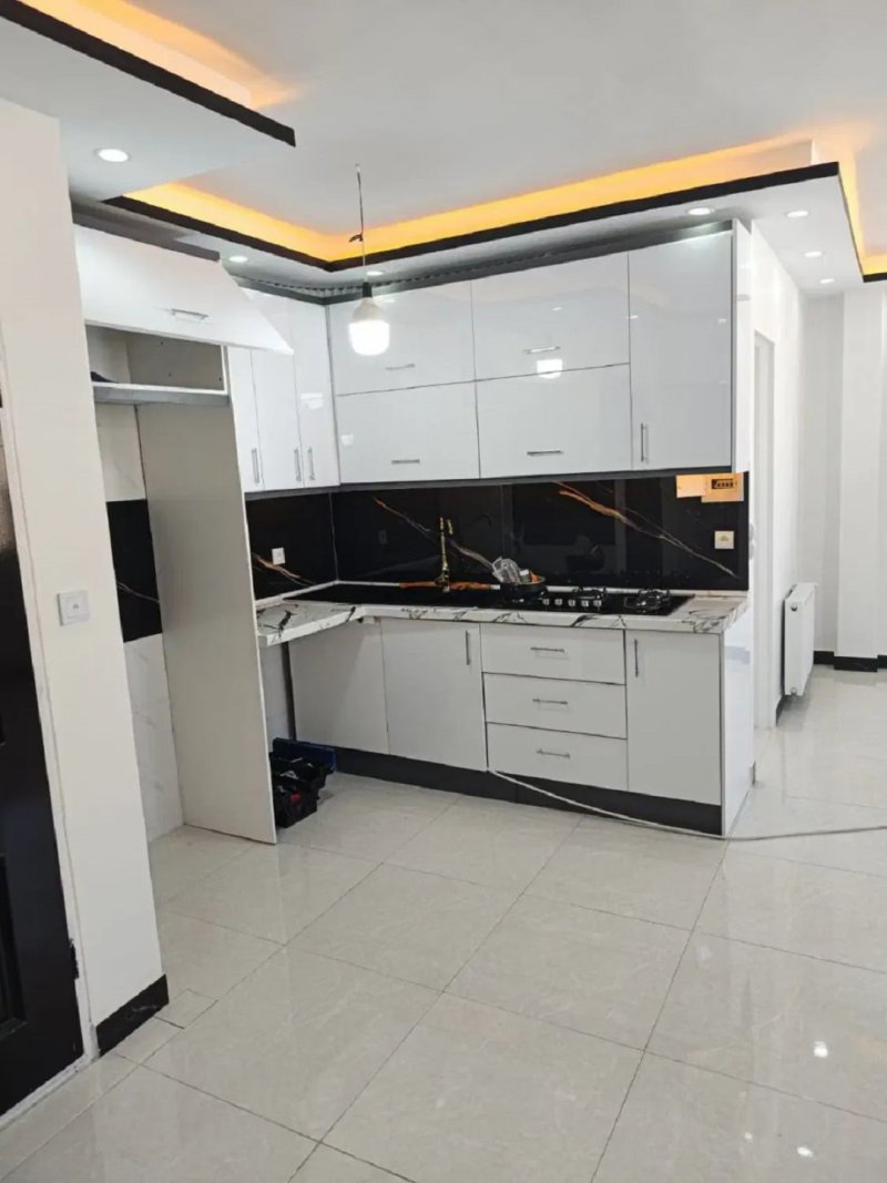 آپارتمان 56 متری دو خوابه در خواجه نصیر طوسی تهران13483219754