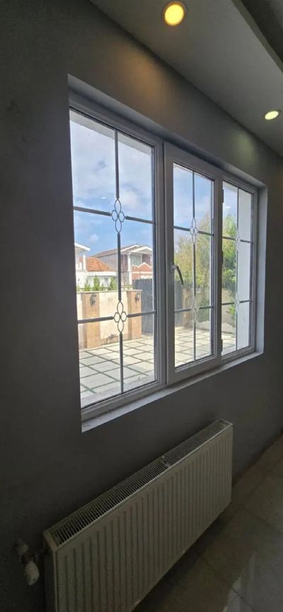 ویلا 300 متری سه خوابه در زیباکنار