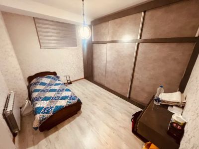 آپارتمان 100 متری دو خوابه در ولیعصر 2 تبریز