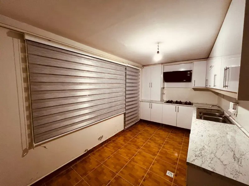 آپارتمان 93 متری دو خوابه در باغمیشه تبریز13487619840