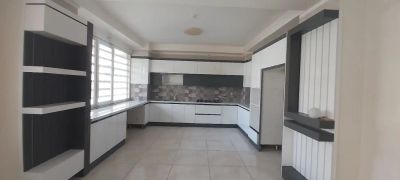 آپارتمان 145 متری سه خوابه در شهرک کارمندان کرمانشاه