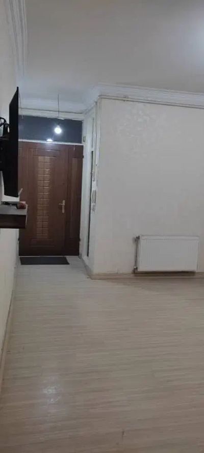 اداری 70 متری دو خوابه در میدان فهمیده تبریز