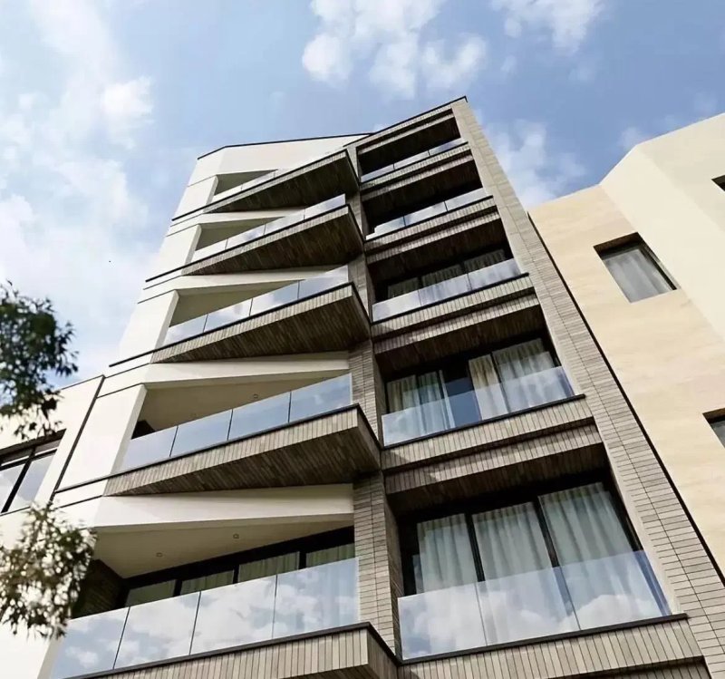 آپارتمان 140 متری سه خوابه در خیابان خرم اراک13482219733