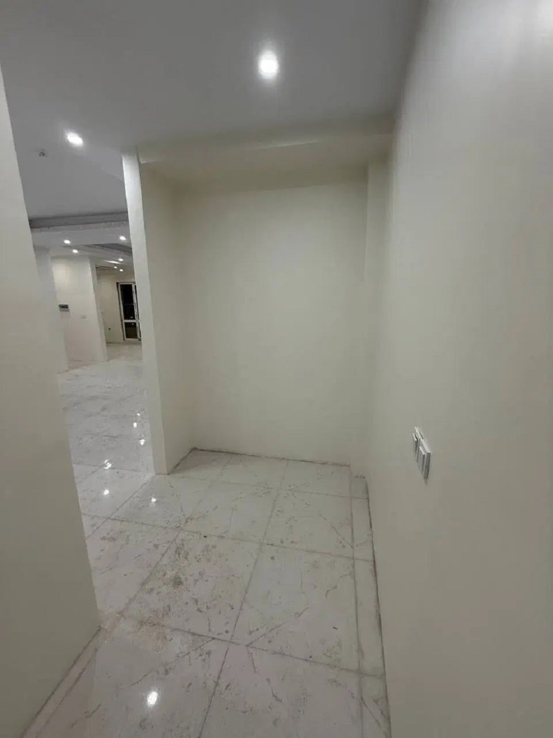 آپارتمان 135 متری سه خوابه در بلوار زرافشان اسلام شهر13491819936