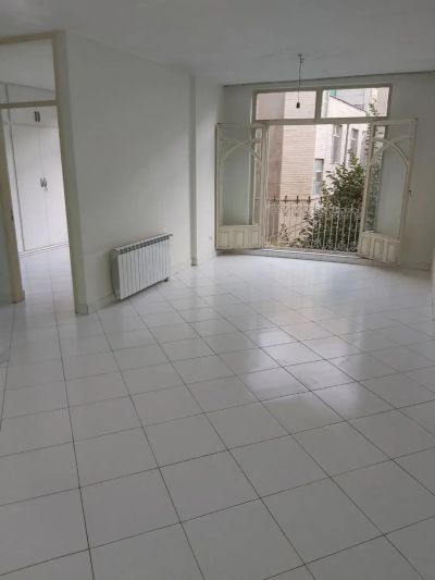 آپارتمان 85 متری یک خوابه در چیذر تهران