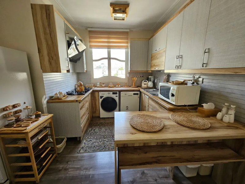 آپارتمان 74 متری یک خوابه در چیذر تهران13508320168