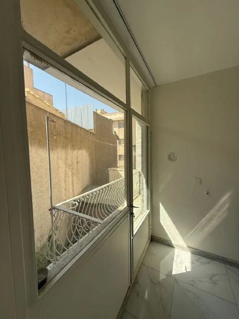 آپارتمان 100 متری دو خوابه در چیذر تهران13508620192