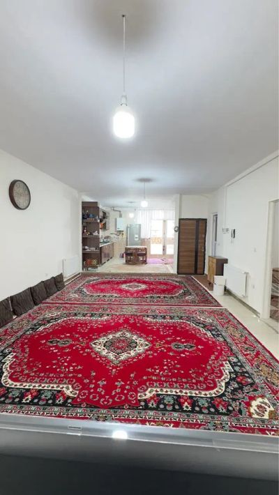 آپارتمان 180 متری دو خوابه در شهرک شهرداری کرمانشاه